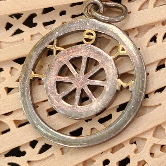 Unique Vintage Silver and Gold Pendant - Picture 2 of 8